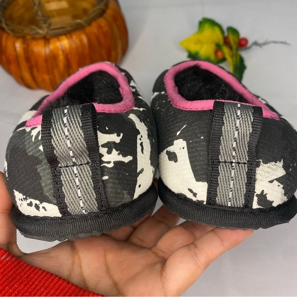 Sorel Go Bodega Run Slippers Faux Slip on Quarry Black Size 6 - Picture 11 of 16